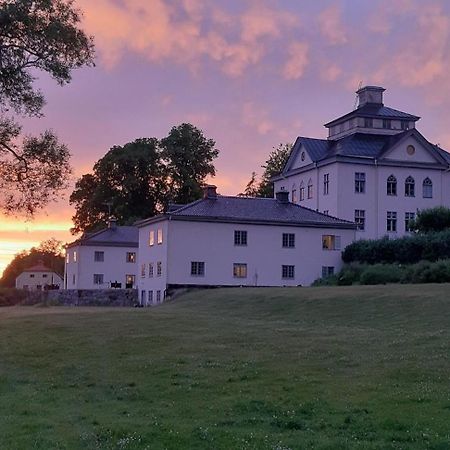 Oester Malma Hotel Marieberg  Exterior photo