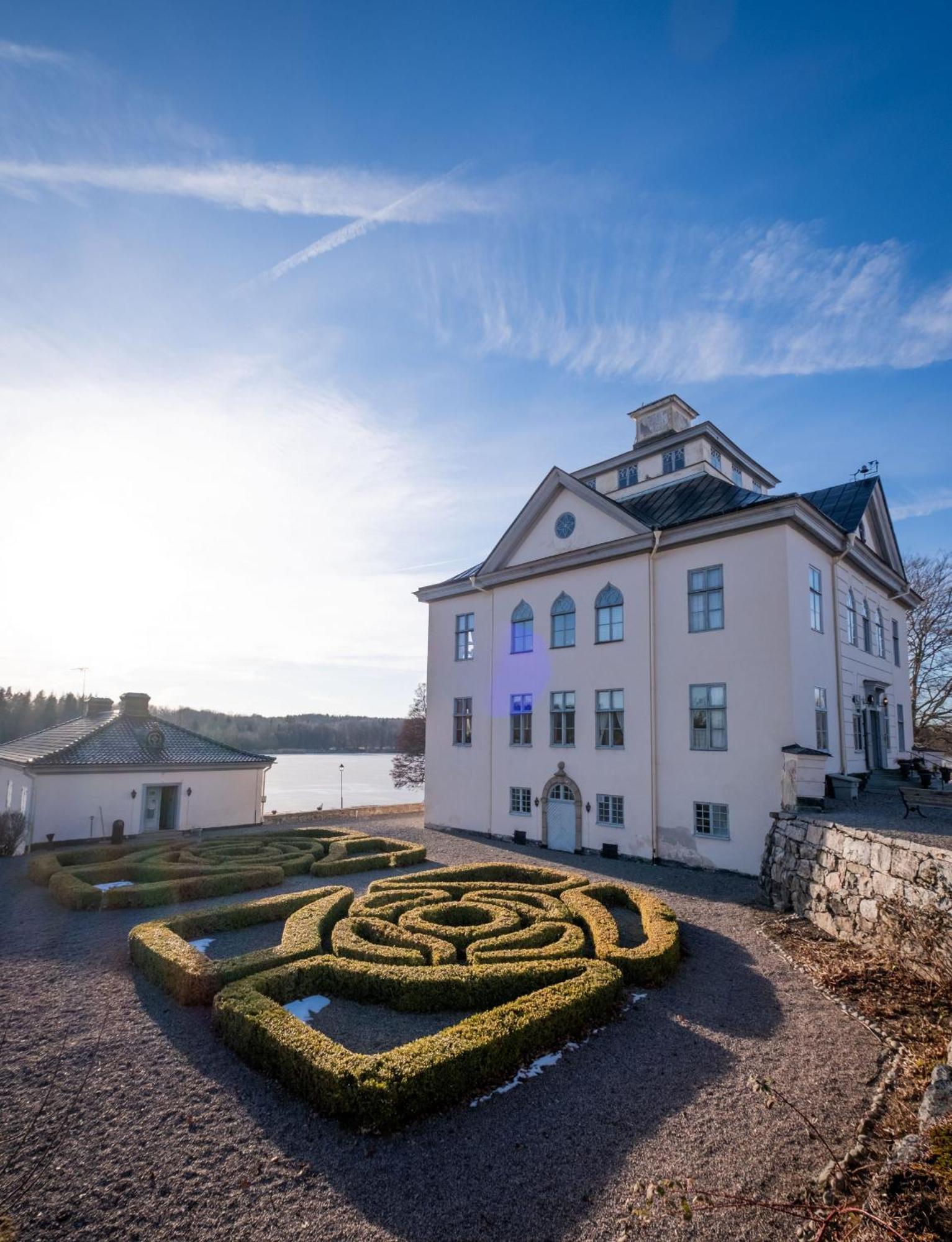 Oester Malma Hotel Marieberg  Exterior photo